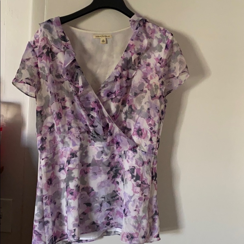 Sleeveless blouse